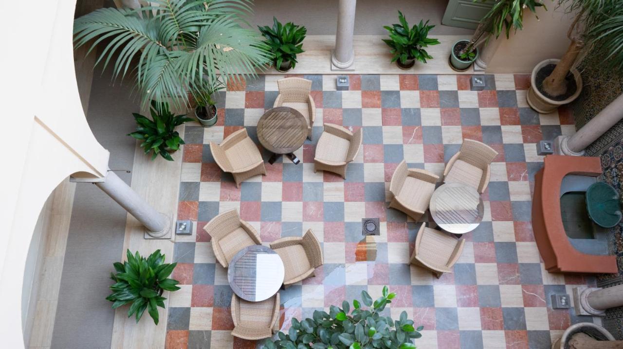 Casa Romana Hotel Boutique Seville Exterior photo